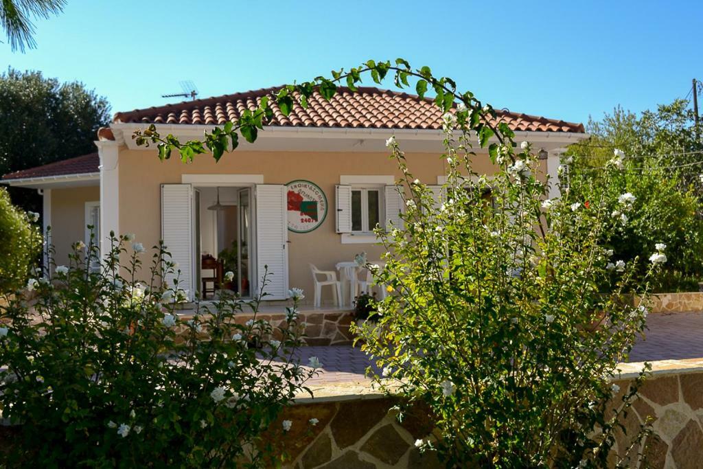 Cottage Sakkatos Dhavgáta Buitenkant foto
